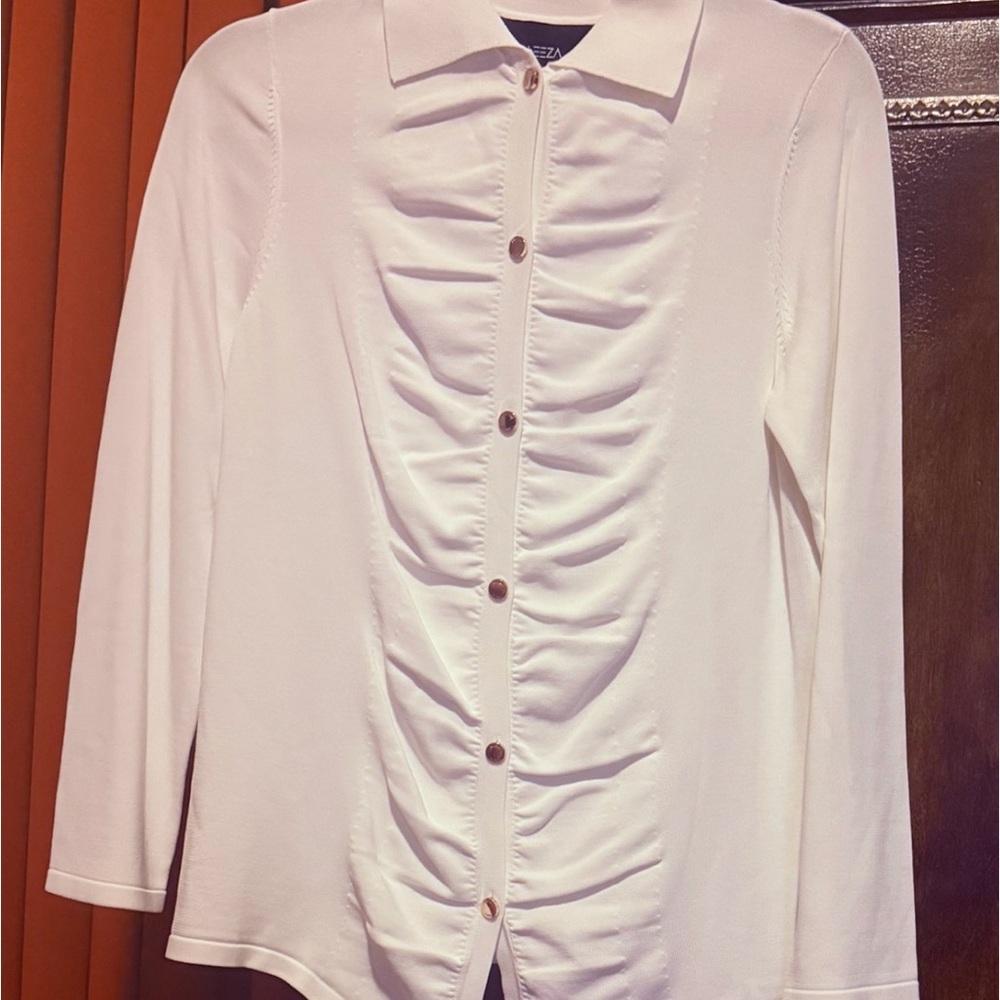 Elegant Designer White Ruched Women's Top